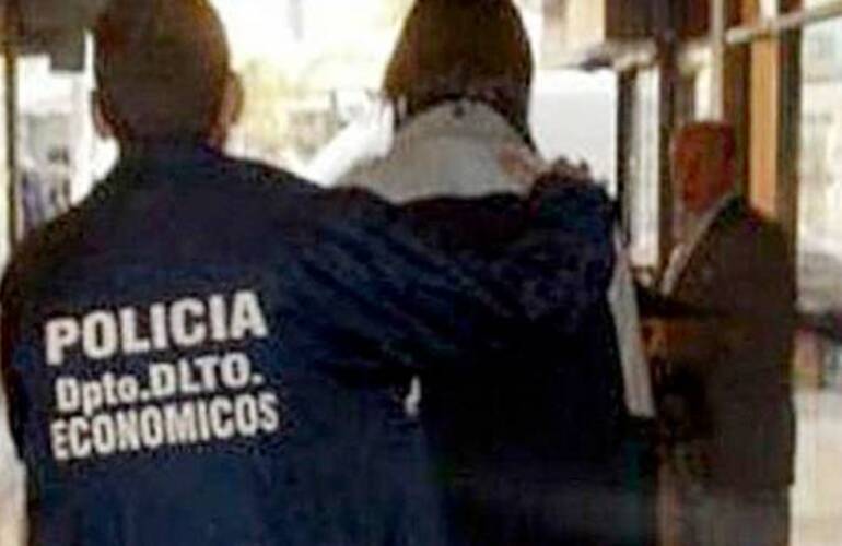 Imagen de Un caso de película: Cae el Estafador de las mil caras por disfrazar de jueza a su mamá