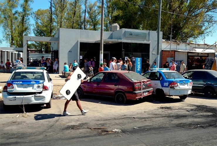 Imagen de Un joven perdió la vida al intentar robar en una distribuidora