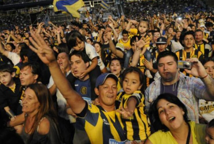 Imagen de Central celebró su 125 años de pasión canalla en la ciudad con una fiesta imponente