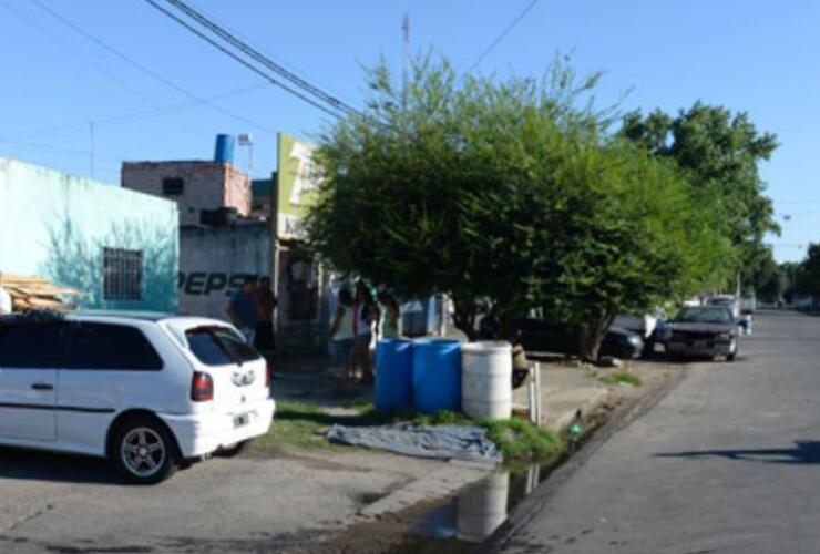 Los impactos de bala quedron marcados en diferentes lugares enla zona de Ayacucho y bulevar Seguí. Foto: La Capital Los impactos de bala quedron marcados en diferentes lugares enla zona de Ayacucho y bulevar Seguí. Foto: La Capital