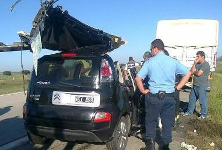 Imagen de Un choque con un muerto en la autopista Rosario-Córdoba Imagen de Un choque con un muerto en la autopista Rosario-Córdoba