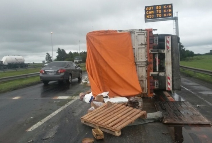 Imagen de Accidentes en la autopista a Buenos Aires