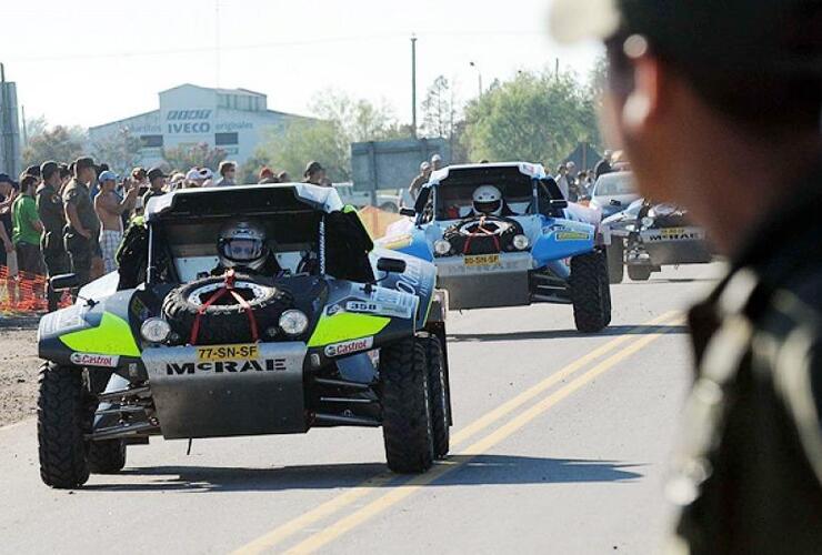 Imagen de Hoy el Dakar desembarca en Rosario