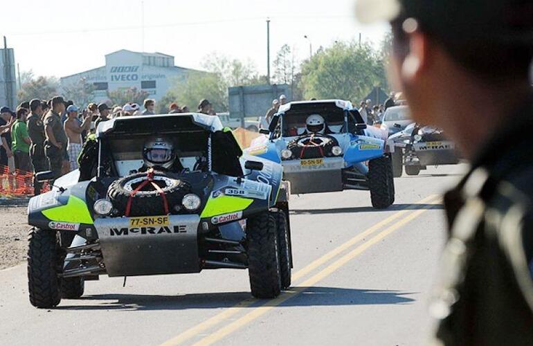 Imagen de Hoy el Dakar desembarca en Rosario