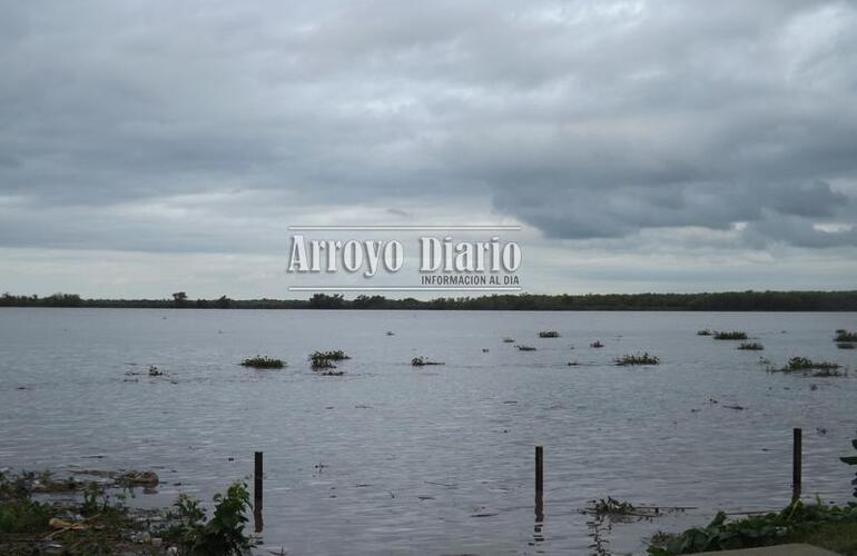 El río Paraná también experimento un leve crecimiento