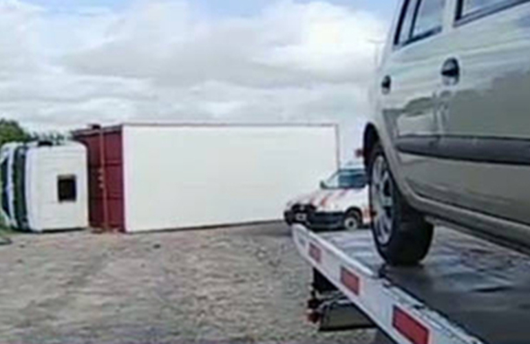 Imagen de Camionero con 1,72 de alcohol volc&oacute; en Buenos Aires-La Plata