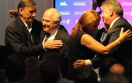 Imagen de Lifschitz lanz&oacute; hoy su precandidatura a gobernador de Santa Fe con la bendici&oacute;n de Hermes Binner