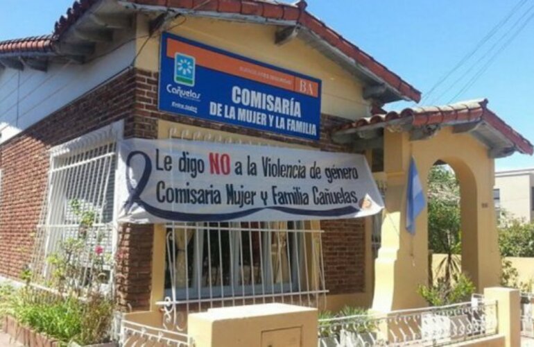 Imagen de Denuncian a un hombre que filmaba a las mujeres con las que ten&iacute;a sexo y luego las extorsionaba