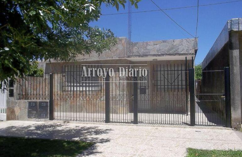 Hace unos 20 d&iacute;as le sustrajeron la moto, ahora le robaron en su propia casa