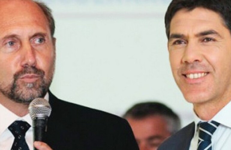 Imagen de Sobre la hora, el peronismo sell&oacute; la unidad con Perotti-Ramos