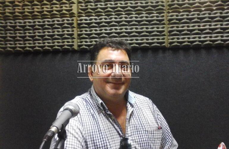 Adrián Spina esta mañana en Radio Extremo 106.9