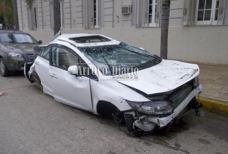 El automóvil fue trasladado a la Seccional 27ª El automóvil fue trasladado a la Seccional 27ª