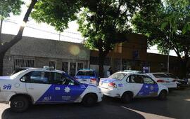 Las cinco personas descubiertas con las armas y la droga quedaron detenidas en la seccional 16ª.