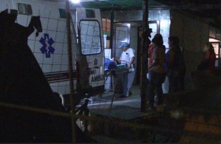 Un joven de 17 a&ntilde;os muri&oacute; apu&ntilde;alado en un colegio