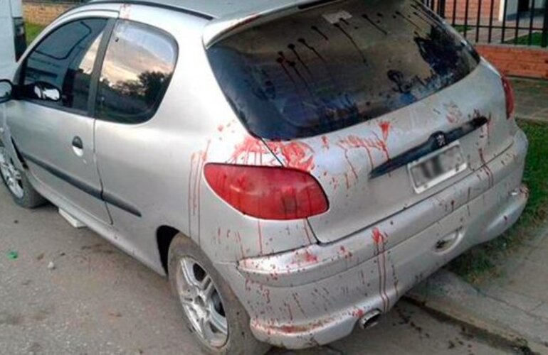 Resisti&oacute; un robo "a lo samur&aacute;i" y dej&oacute; un ba&ntilde;o de sangre en C&oacute;rdoba