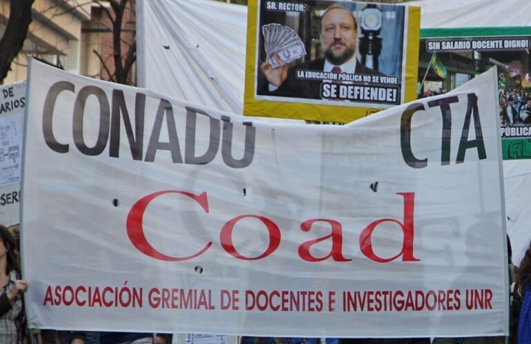 Si la oferta es inferior al 35%, docentes de la UNR har&aacute;n paro