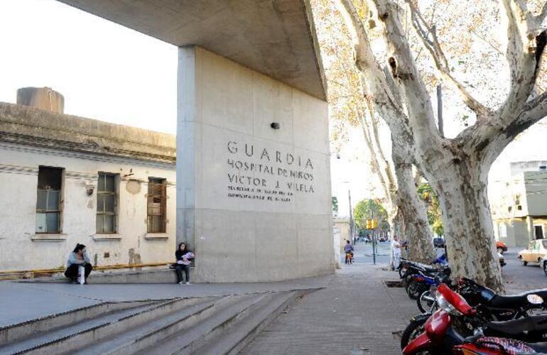 El nene está internado en el Hospital de Niños, pero su salud no corre peligro.