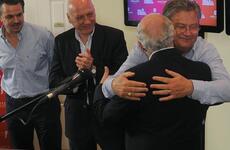 Lifschitz se abraza con su compañero de fórmula. Bonfatti también celebra. Buena cosecha del gobernador.