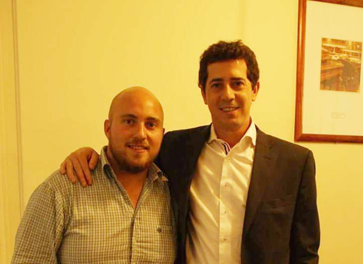Julián Polinesi junto a "Wado" de Pedro. Foto: Gentileza "La Cámpora" Arroyo Seco
