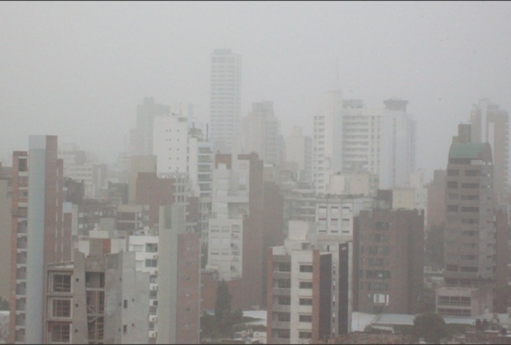 Una de las imágenes de Rosario que circulan en Twitter esta mañana. Foto: @Fede_amd en Taringa