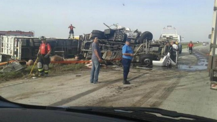 La circulación quedó interrumpida en una de las manos a Rosario. Foto: @Aztton