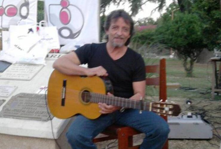 Al cantante Alberto Máximo Alberico le usaron su identidad y le generaron deudas con la Afip.