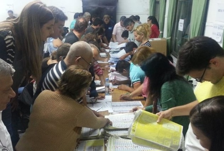 Hasta ayer jueves a la mañana, los fiscales de Rosario coparon el edificio del Tribunal Electoral. Foto: Tribunal Electoral