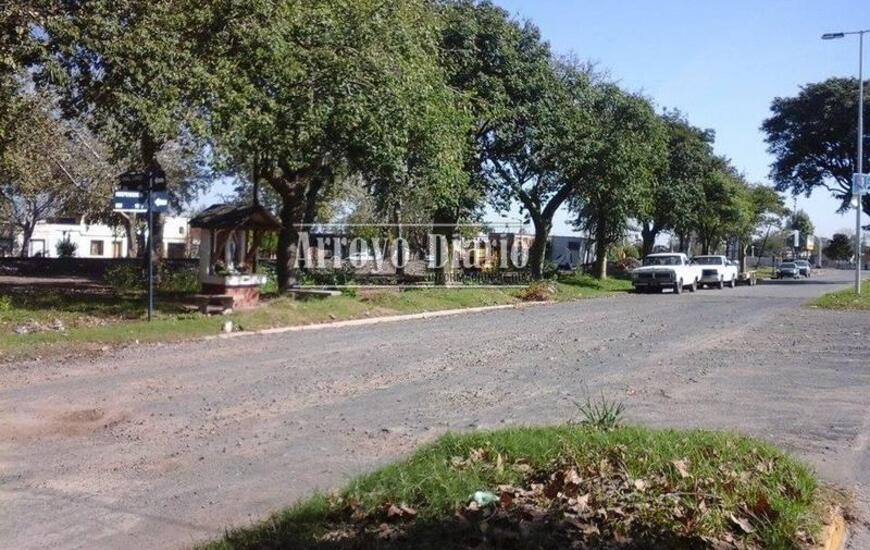 El tránsito es complicado y peligroso en la zona a raíz del mal estado de la calzada