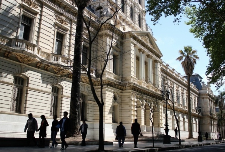 La de Derecho, como el resto de las facultades, sin actividad. Foto: Rosario3.com