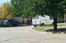 As&iacute; quedaron los veh&iacute;culos parados sobre Mitre tras el choque. Foto: Gentileza Gonzalo Torres