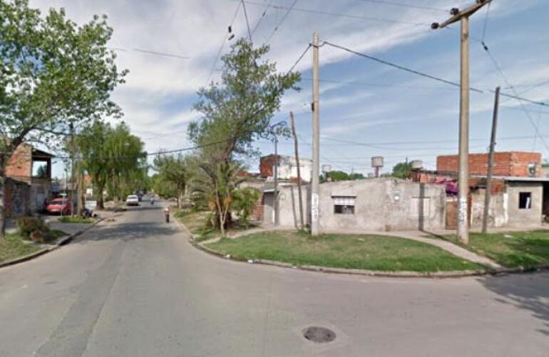 El chico fue baleado cuando estaba frente a su casa de la zona Liniers al 300 bis.