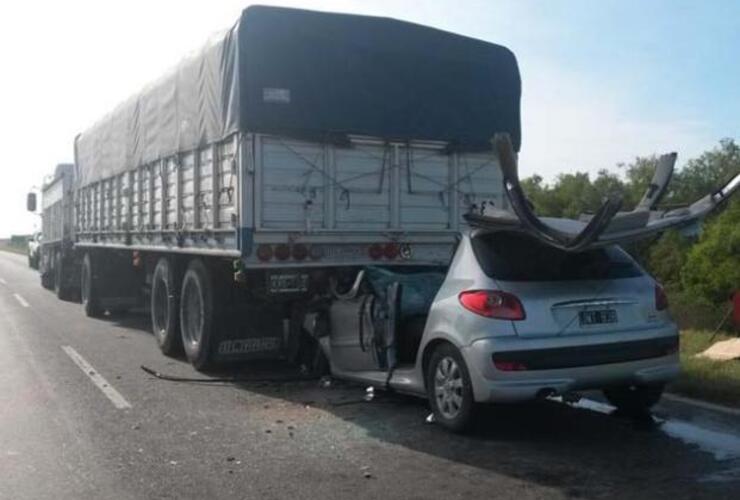 El tramo de la ruta a Victoria, donde se produjo el fatal accidente.