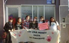 Las jóvenes de "La Cámpora" esta mañana en Radio Extremo 106.9