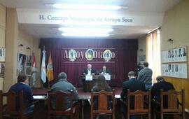 Los concejales esta mañana en plena sesión