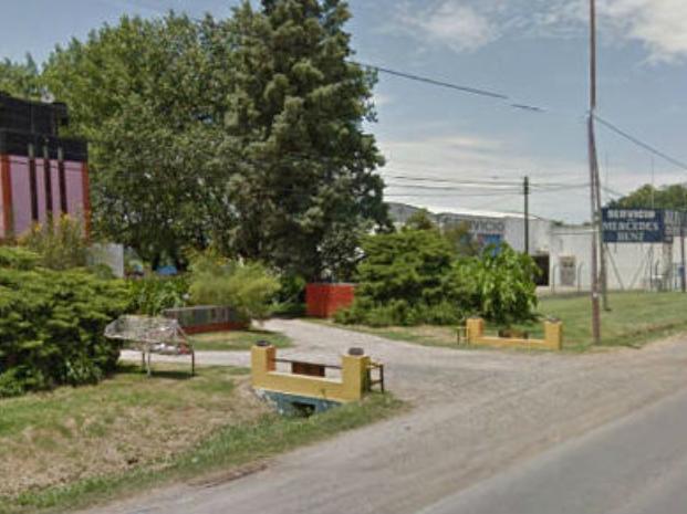 El robo fue perpetrado por desconocidos cuando la pareja pasaba una velada romántica en el hotel Shalo.