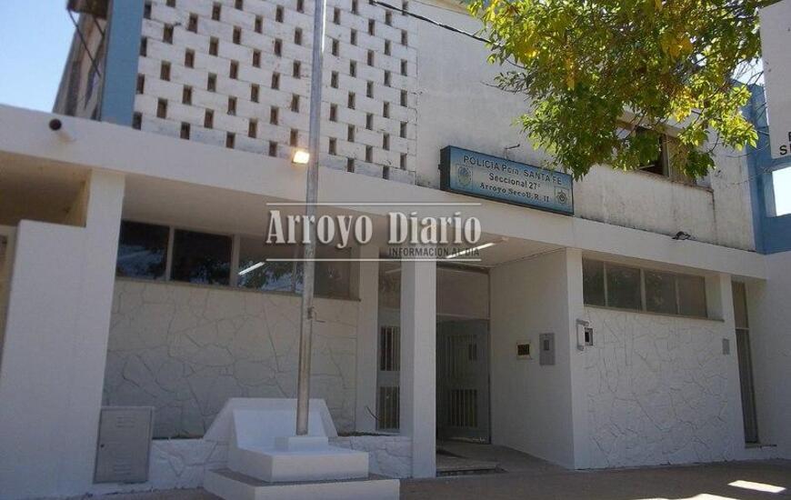 El hombre se presentó de forma voluntaria en la Seccional 27ª después de haber estado prófugo