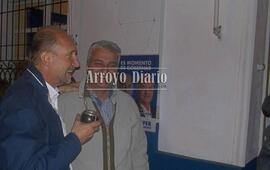 Perotti junto a Esper