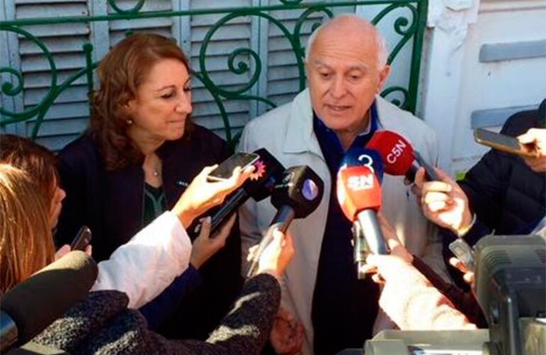 Mónica Fein junto a Miguel Lifschitz