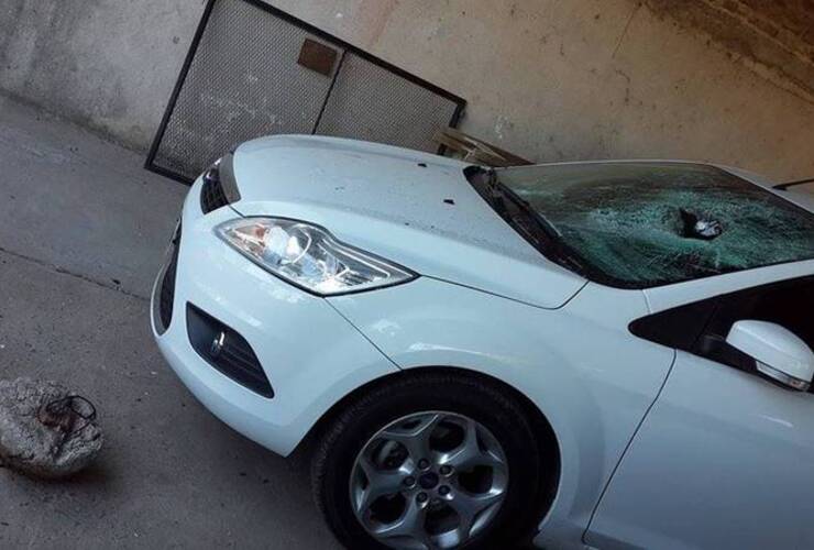 Destrozado. Así quedó el Ford Focus de la víctima