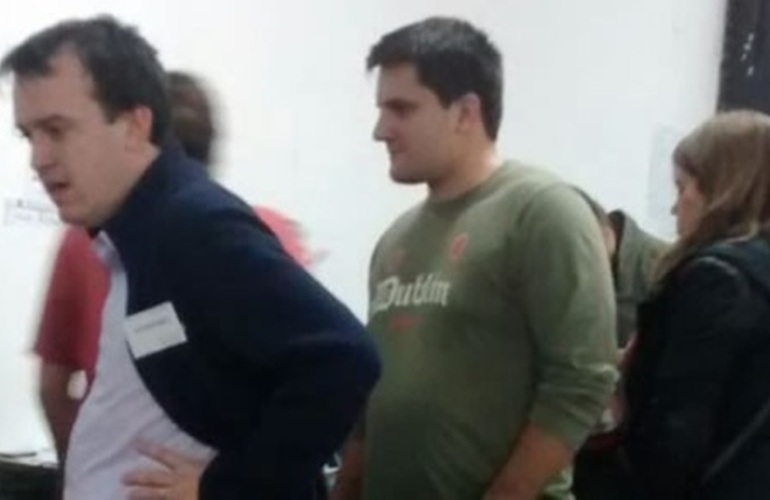 En la foto. Dardo Guidobo (de verde) junto a Joaquín Blanco diputado provincial electo