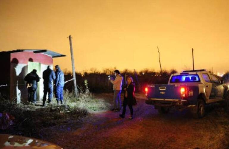 El lugar. El santuario donde fue encontrado el cuerpo de un muchacho de 25 años, aproximadamente. Crédito: M. Bustamante. La Capital