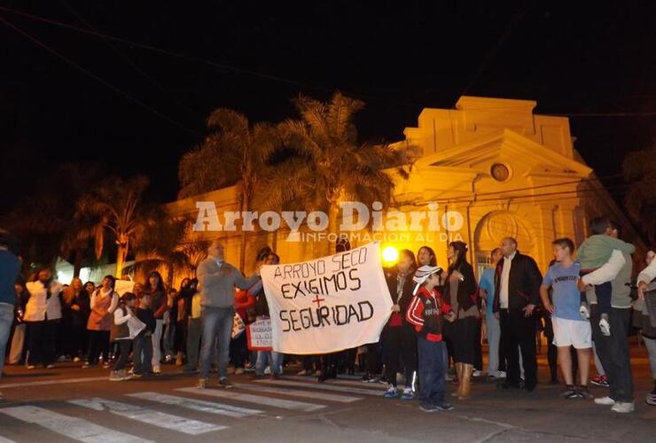 Imagen de Marcha por más seguridad: Unas 350 personas participaron de la manifestación