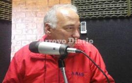En la radio. El Dr. José Luis Murina este martes en los estudios de Radio Extremo 106.9