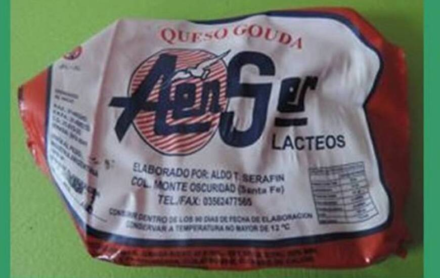Se trata de los productos alimenticios queso cremoso y gouda, marca "AenSer" sin Tacc.