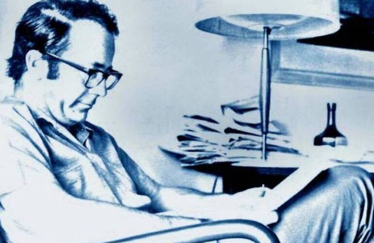 Walsh fue asesinado el 25 de marzo de 1977, luego de publica su "Carta abierta de un escritor a la Junta Militar". Walsh fue asesinado el 25 de marzo de 1977, luego de publica su "Carta abierta de un escritor a la Junta Militar".