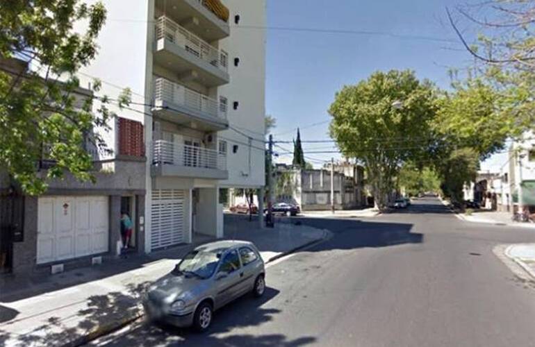 El hallazgo. El inquilino descubri&oacute; el arsenal cuando limpiaba un departamento de Gaboto al 900.