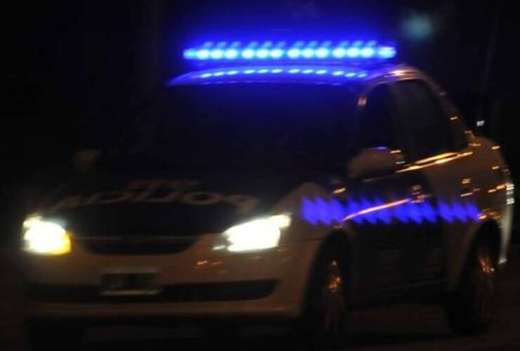 Llamaron al 911. La vecina y su esposo se comunicaron con el n&uacute;mero de emergencias y en minutos una patrulla se present&oacute; en la zona. Foto: Imagen Ilustrativa