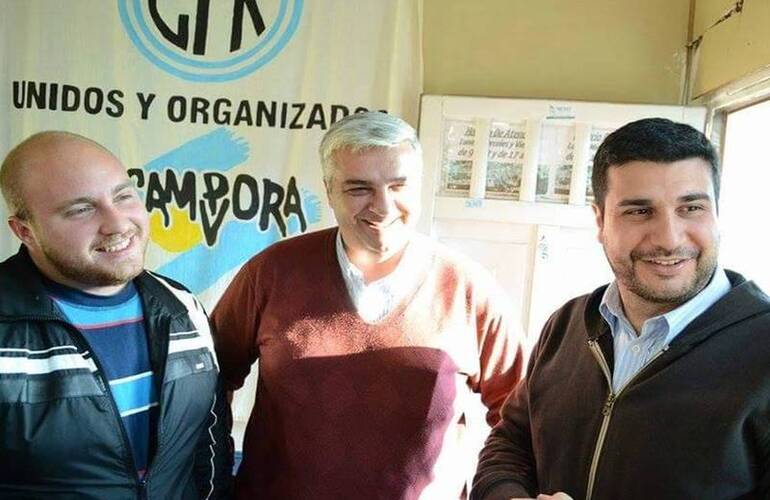 Esta mañana. Desde temprano Cleri estuvo con los dirigentes locales de recorrida por Arroyo Seco. Foto: Facebook Marcos Cleri Esta mañana. Desde temprano Cleri estuvo con los dirigentes locales de recorrida por Arroyo Seco. Foto: Facebook Marcos Cleri