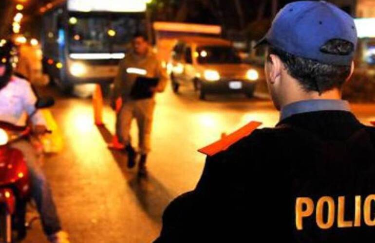 Los controles de alcoholemia se intensificarán hasta la madrugada del martes, inclusive. Foto Twitter OdP