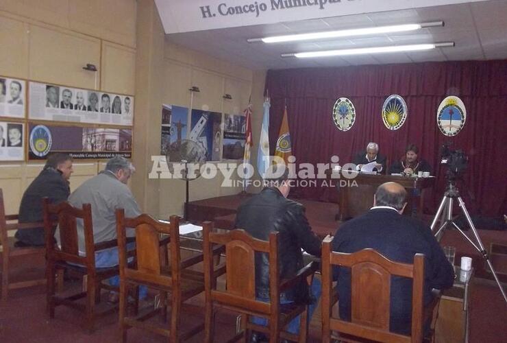 En la sala de sesiones. Los concejales en plena sesión este martes